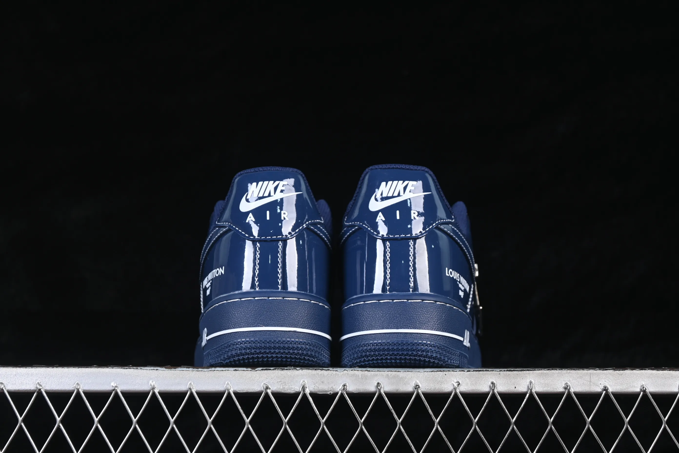All Categories Nk Air Force 1 Air Force Series Nk Air Force 1 Low Air Force Low Nike Air Force 1'07 Low LV Co-branded Glazed Blue Air Force One Low Casual Shoes NH0601-524